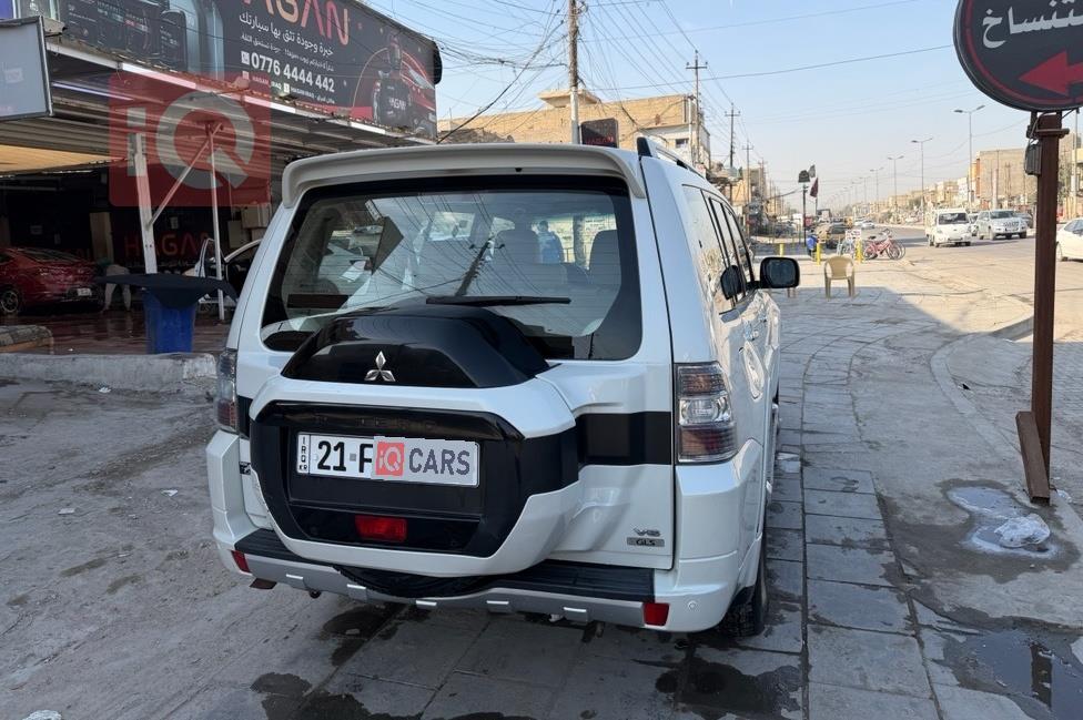 ميتسوبيشي باجيرو